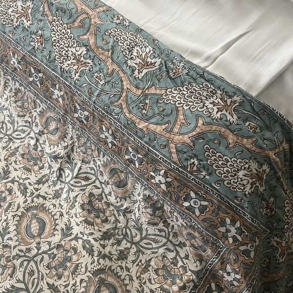 Pottery Barn Selena Kalamkari King Size Cotton Duvet Cover & Two Standard Shams - Picture 6 of 13